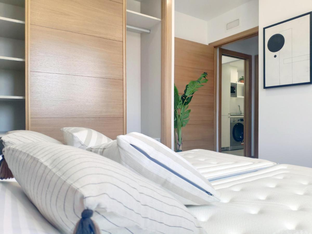 Apartamentos Rey By Como En Casa 圣地亚哥－德孔波斯特拉 外观 照片