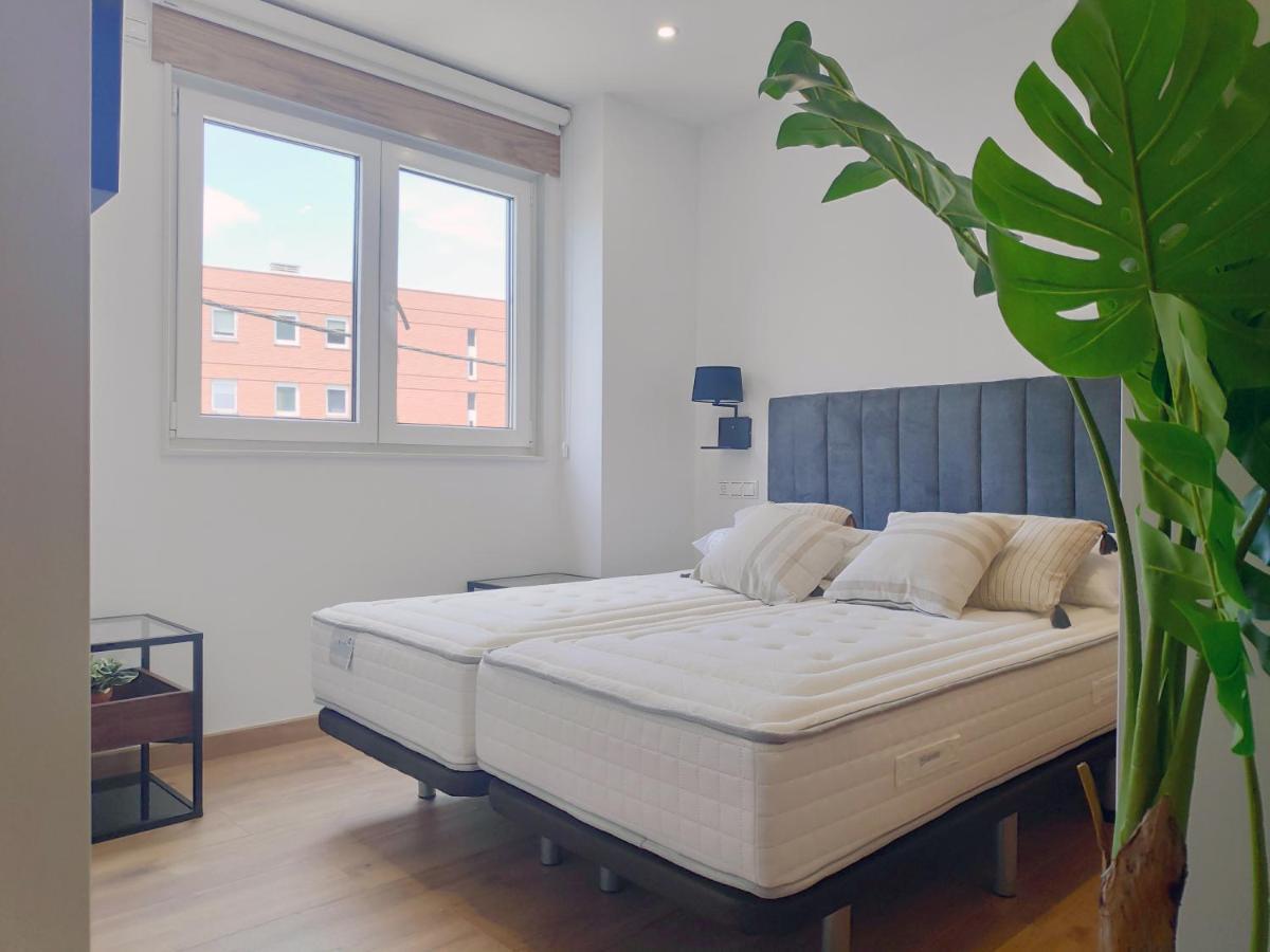 Apartamentos Rey By Como En Casa 圣地亚哥－德孔波斯特拉 外观 照片