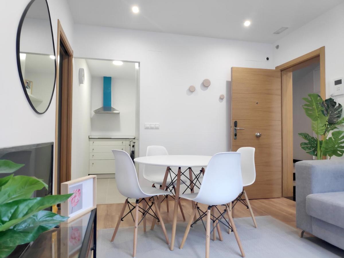 Apartamentos Rey By Como En Casa 圣地亚哥－德孔波斯特拉 外观 照片